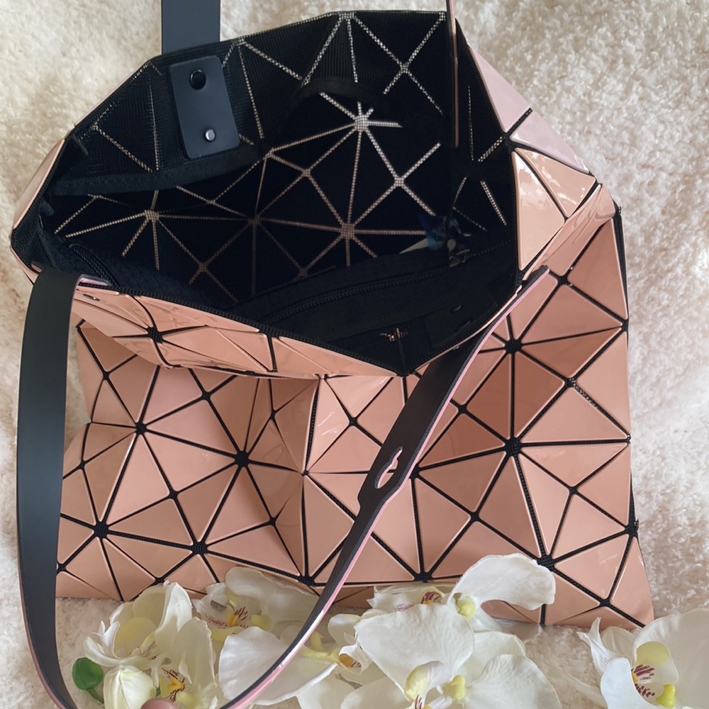 BAOBAO ISSY MIYAKE BAG💕 - Picture 6 of 14